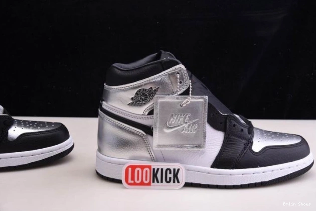 Bmlin Shoes CD0461-001 OG TOE JORDAN HIGH WMNS AIR 1 SILVER 0805